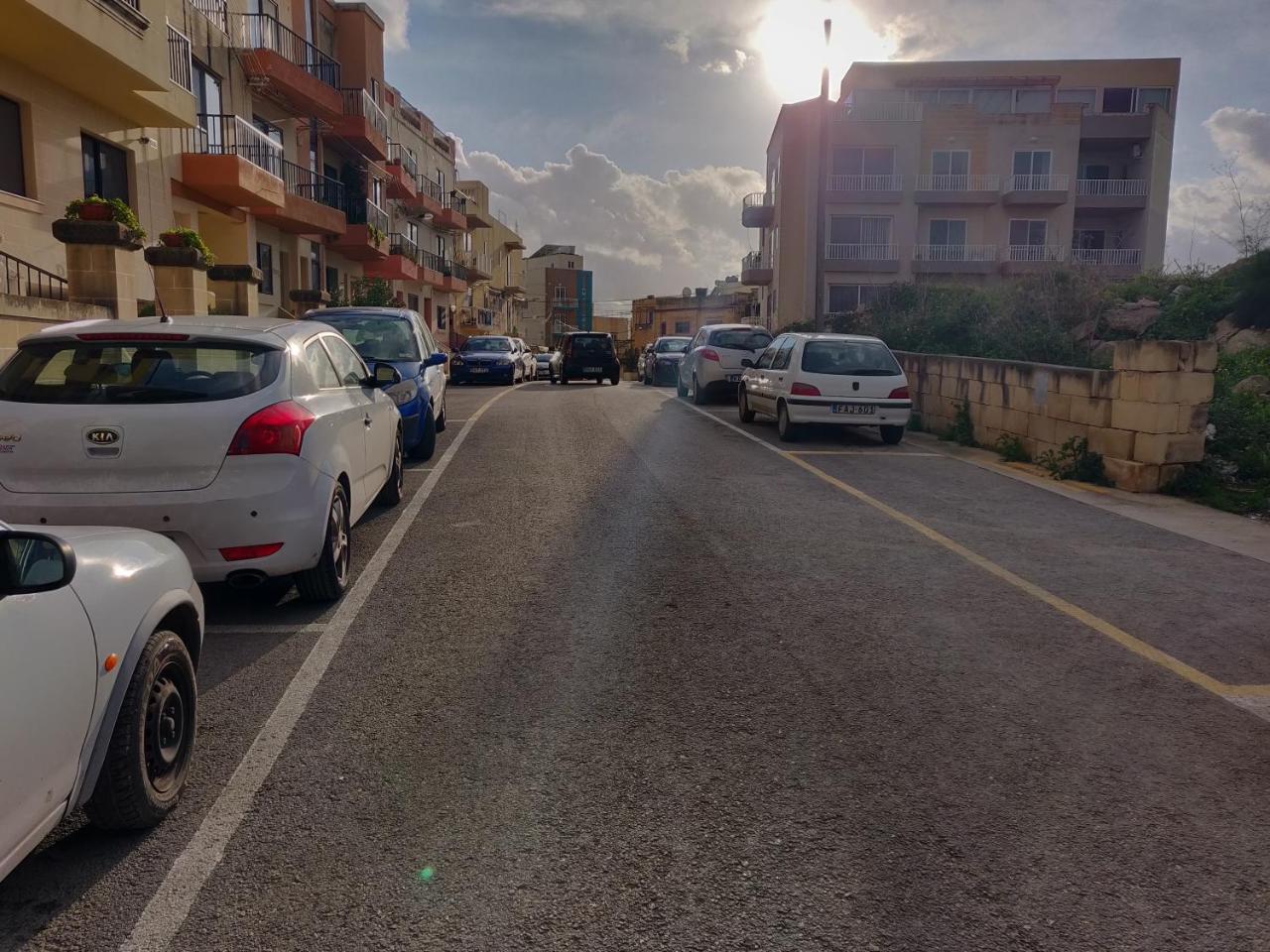 Panoramic Penthouse In Marsascala Which Enjoys Sea And Country Views Appartement Marsaskala Buitenkant foto