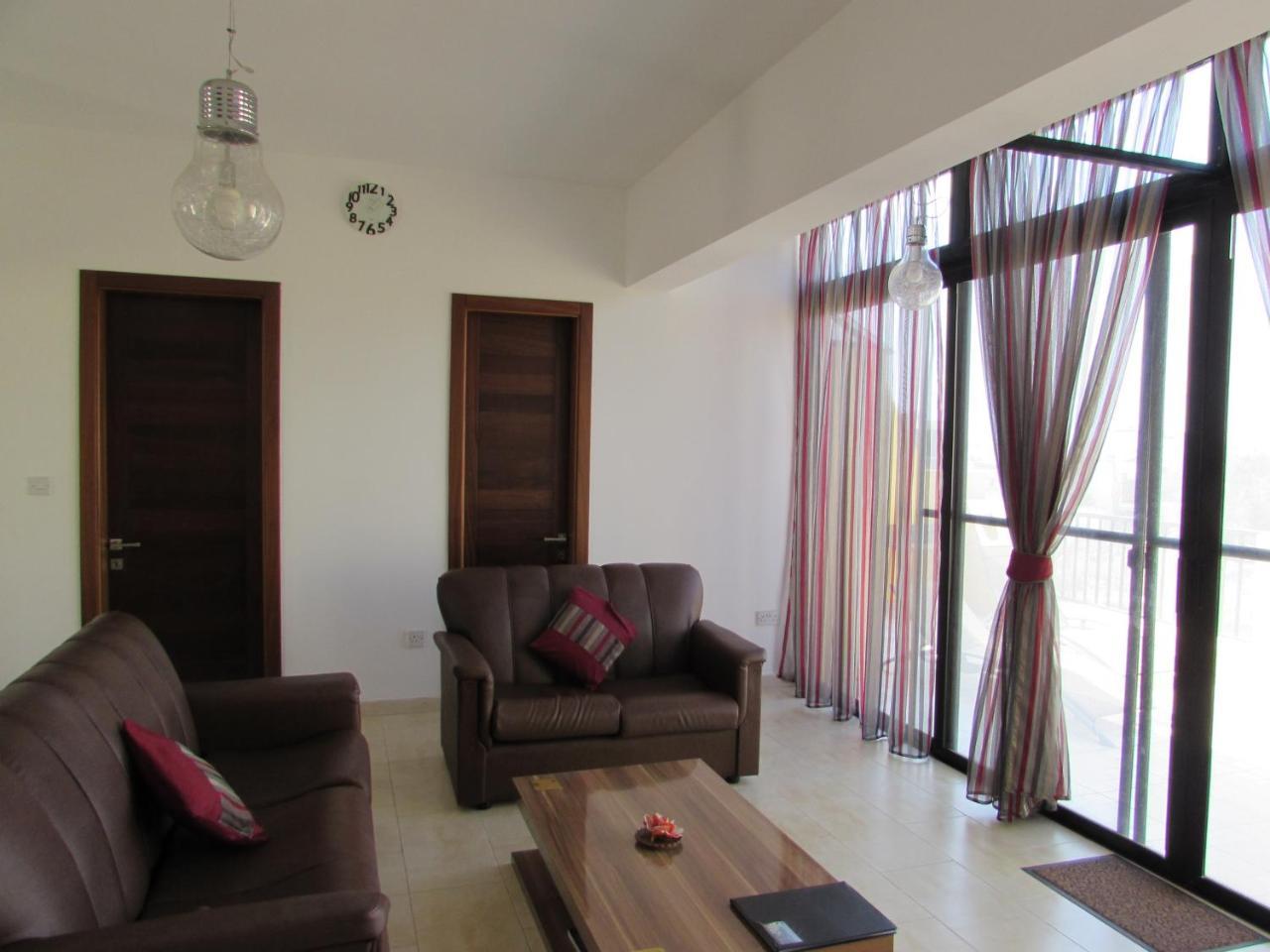 Panoramic Penthouse In Marsascala Which Enjoys Sea And Country Views Appartement Marsaskala Buitenkant foto