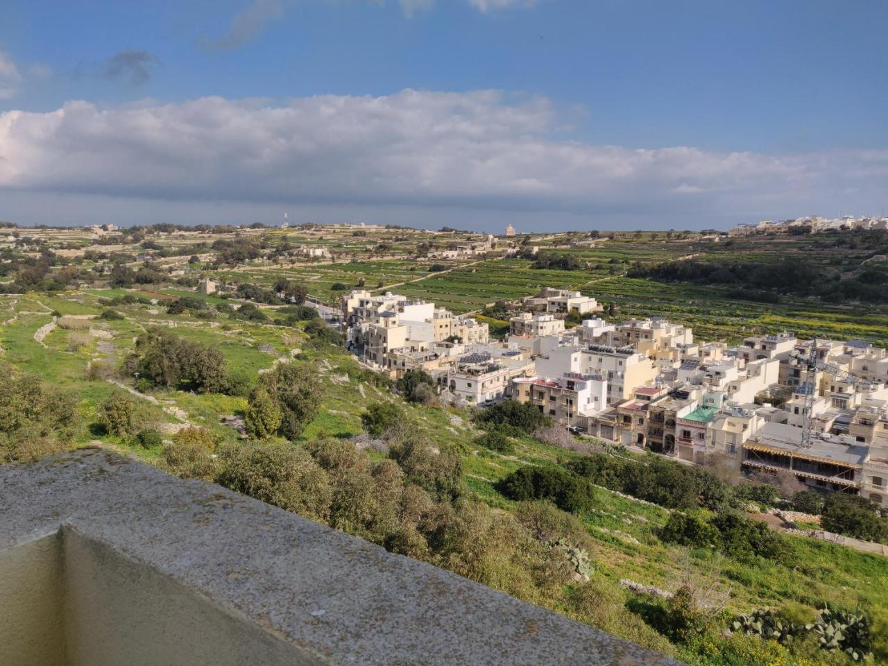 Panoramic Penthouse In Marsascala Which Enjoys Sea And Country Views Appartement Marsaskala Buitenkant foto
