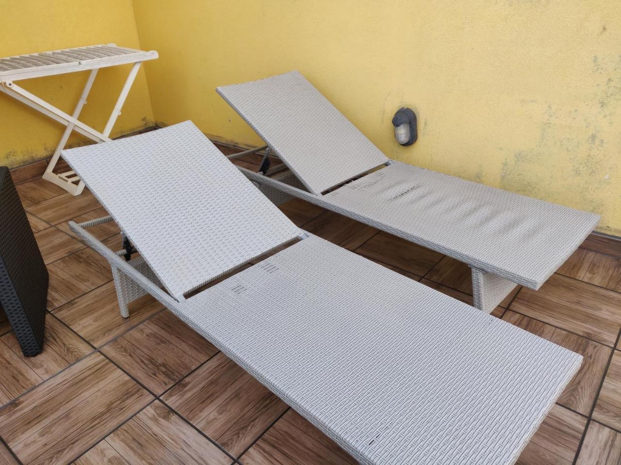 Panoramic Penthouse In Marsascala Which Enjoys Sea And Country Views Appartement Marsaskala Buitenkant foto